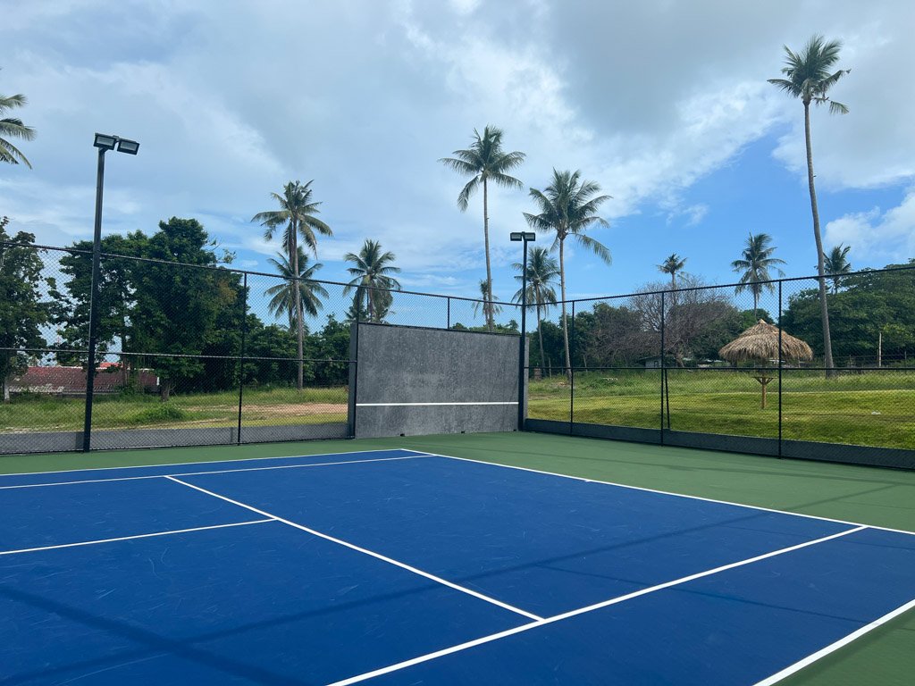 Tennis court at Padel Samui