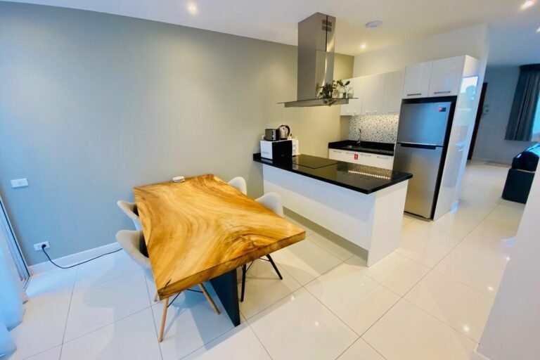 Horizon Townhouse - Kitchen