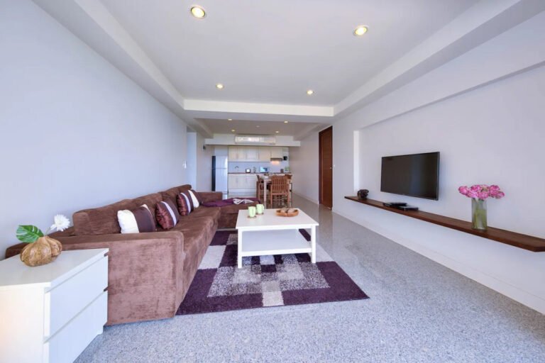 The Bay 2 - Living Room